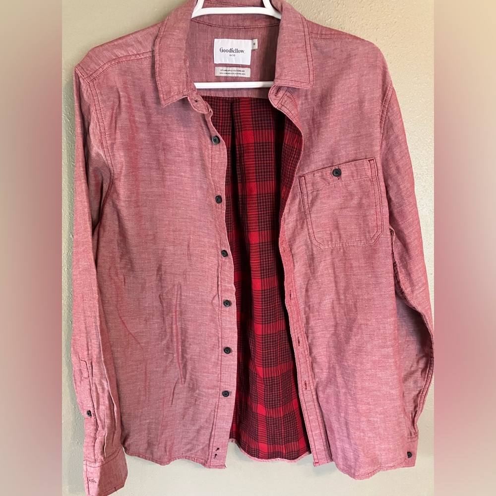 Men’s red Goodfellow, long sleeve button down size medium